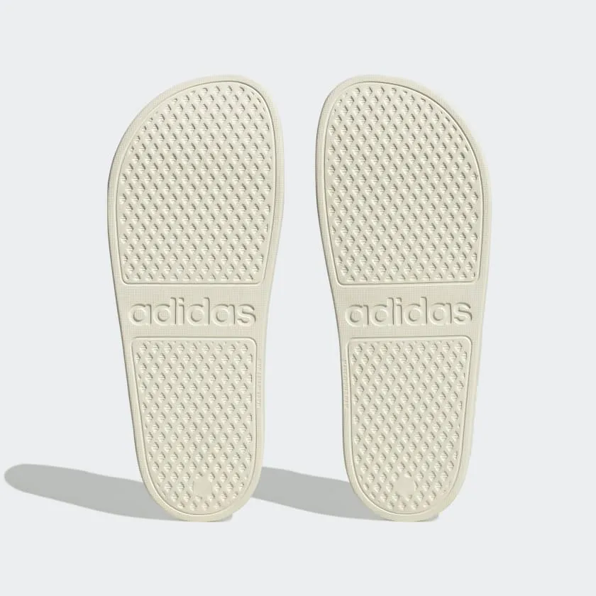 ADIDAS HERRENADILETTE AQUA WEIßE SCHLAPPEN