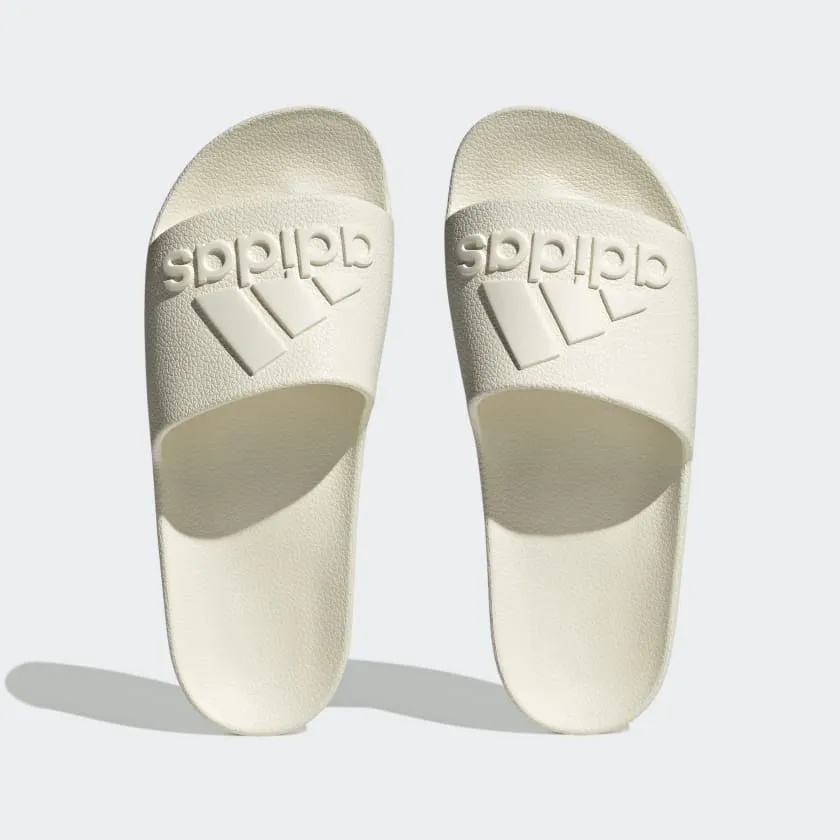 ADIDAS HERRENADILETTE AQUA WEIßE SCHLAPPEN