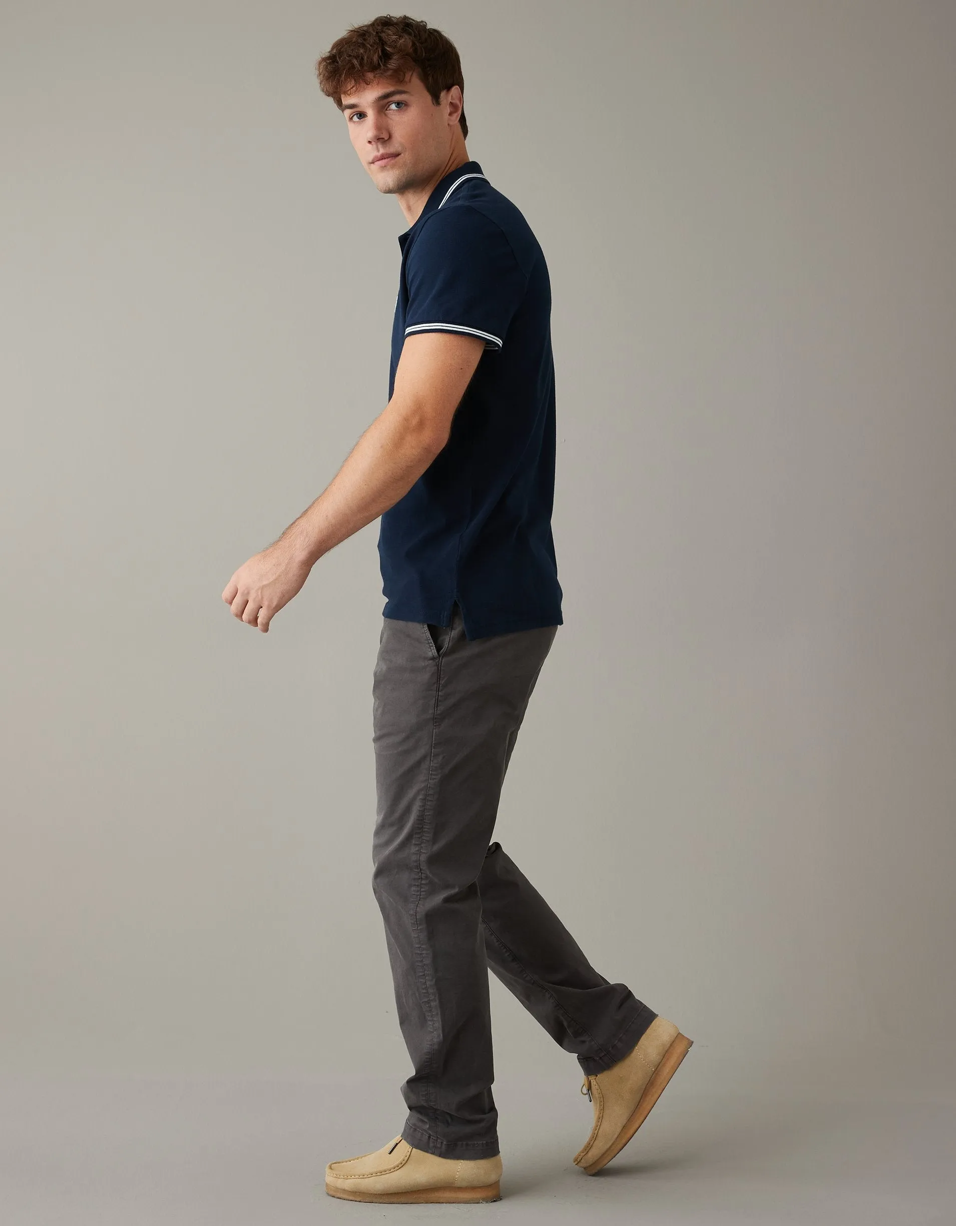AE Flex Athletic Straight Lived-In Khaki Hose