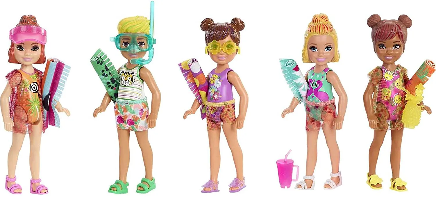 Barbie Puppen Barbie GTT25 Chelsea Color Reveal Puppe mit 6 Überraschungen: 4 Taschen mit Abdeckung, Schuhe, Handtuch & Zubehör, Mehrfarbig, 15,88 cm*8,4 cm*8,4 cm
