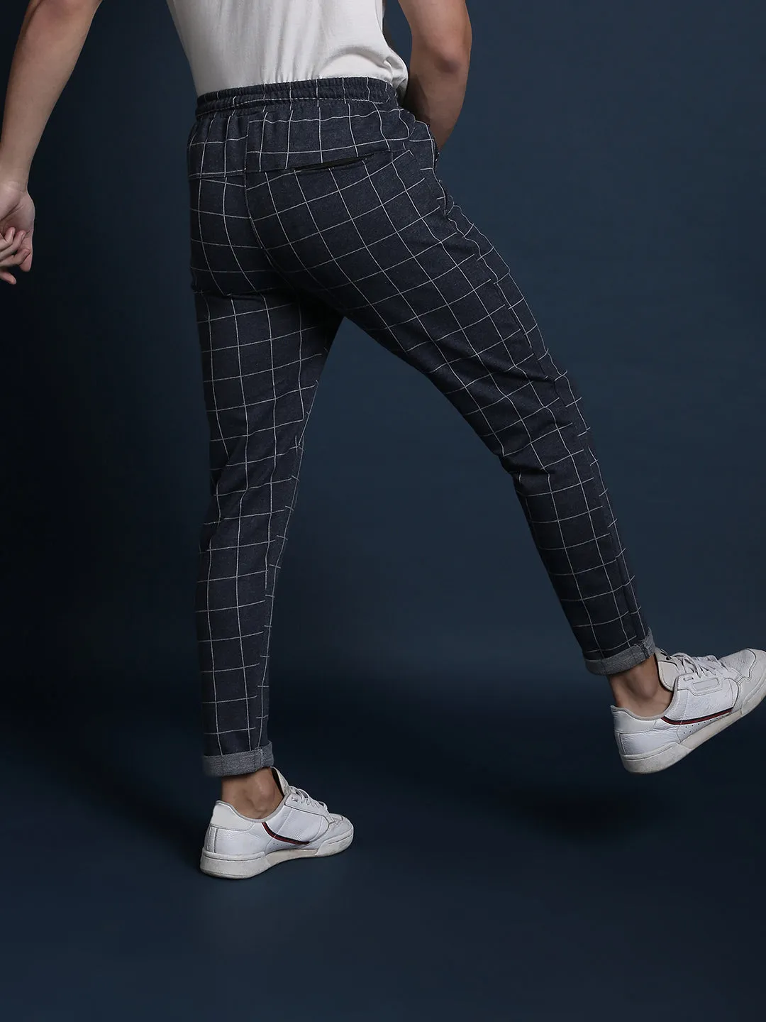Campus Sutra Herren Stylishe Gestreifte Jogginghosen
