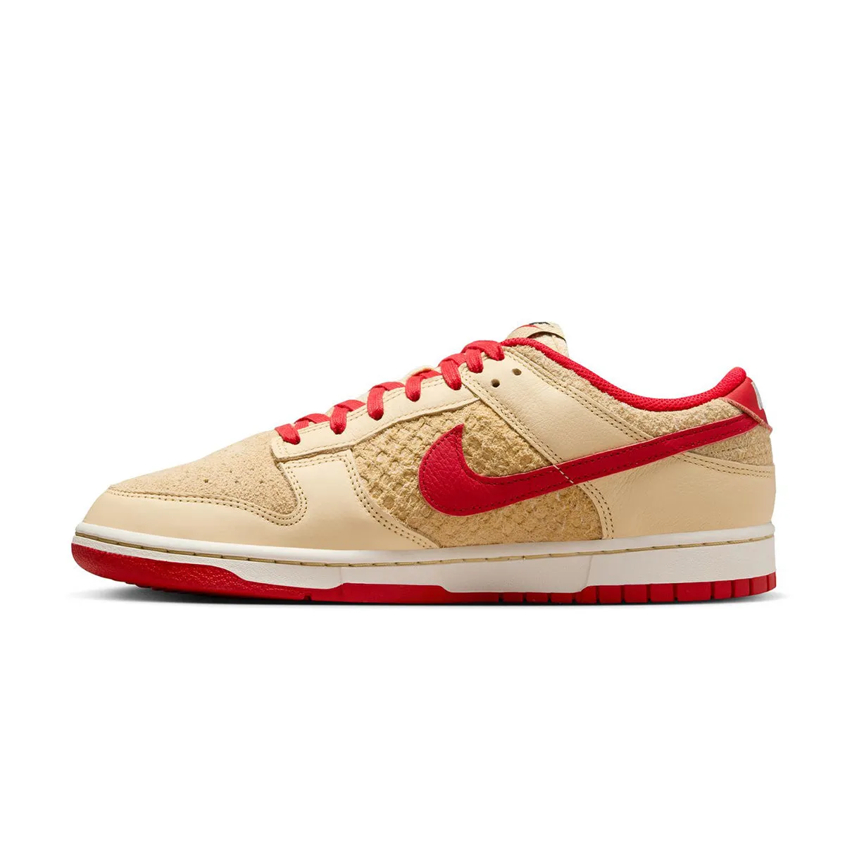 Dunk Low Retro SE 'Erdbeer-Waffel'