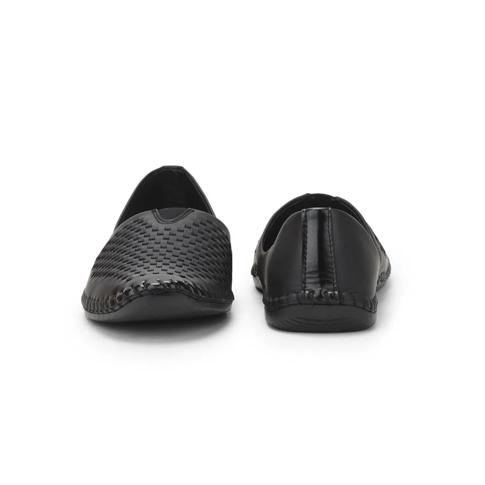 Fortune Black Casual Mojari Schuhe Für Männer Avn-40 Von Liberty