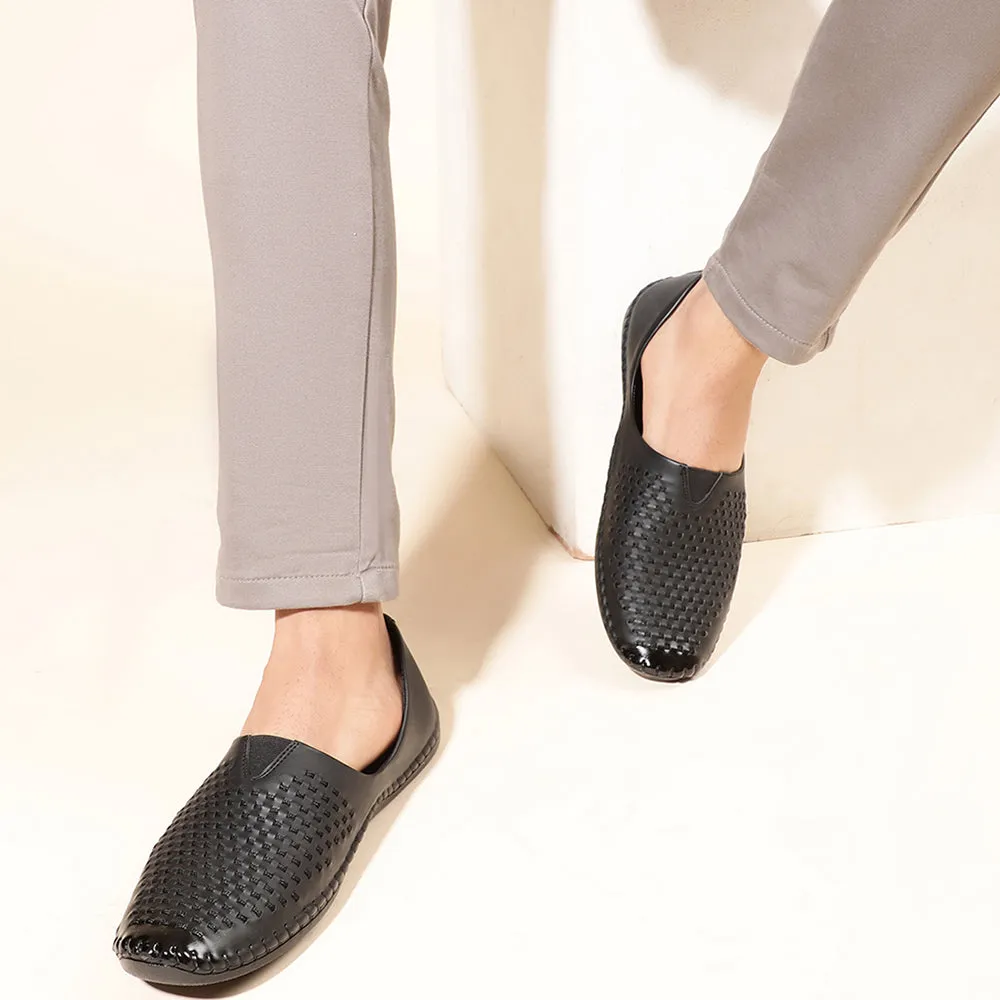 Fortune Black Casual Mojari Schuhe Für Männer Avn-40 Von Liberty