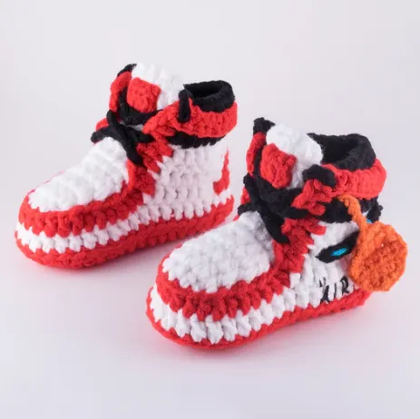 J1 Häkel-Babyschuhe Rot