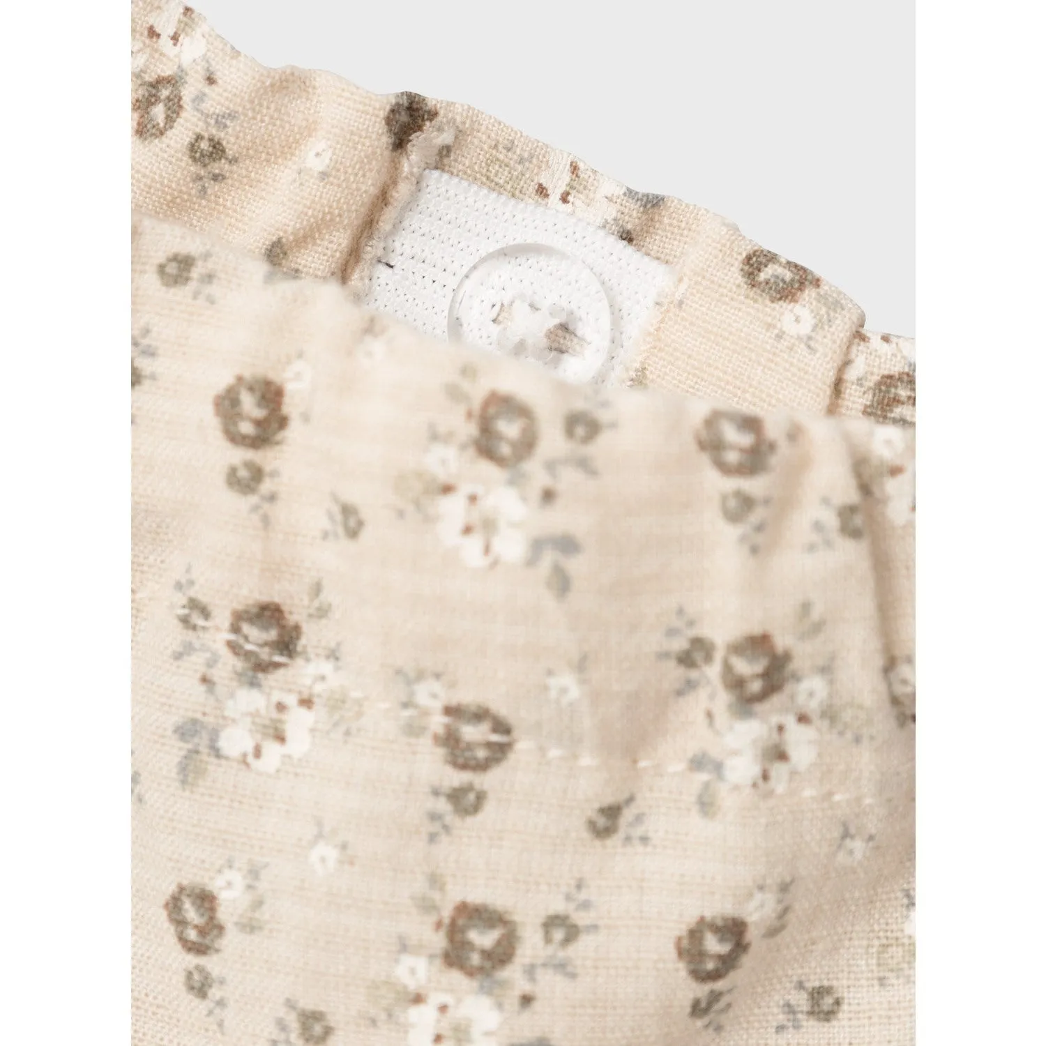 Lil'Atelier Sheer Bliss Spitzen-Regularhose Lil Atelier