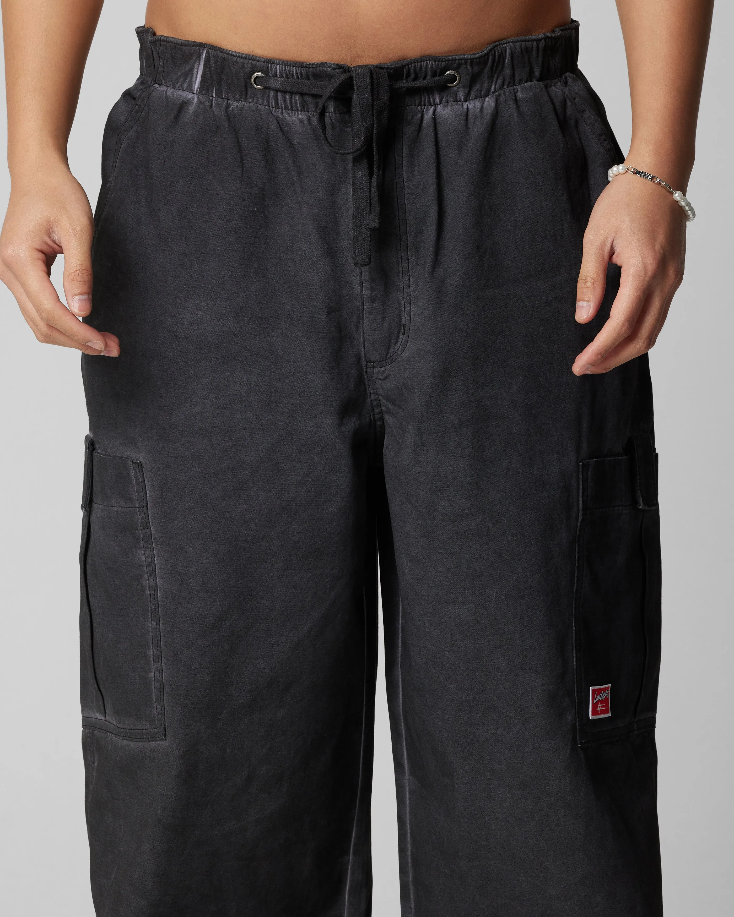 Loiter Kraven Fallschirmhose Gewaschen Schwarz
