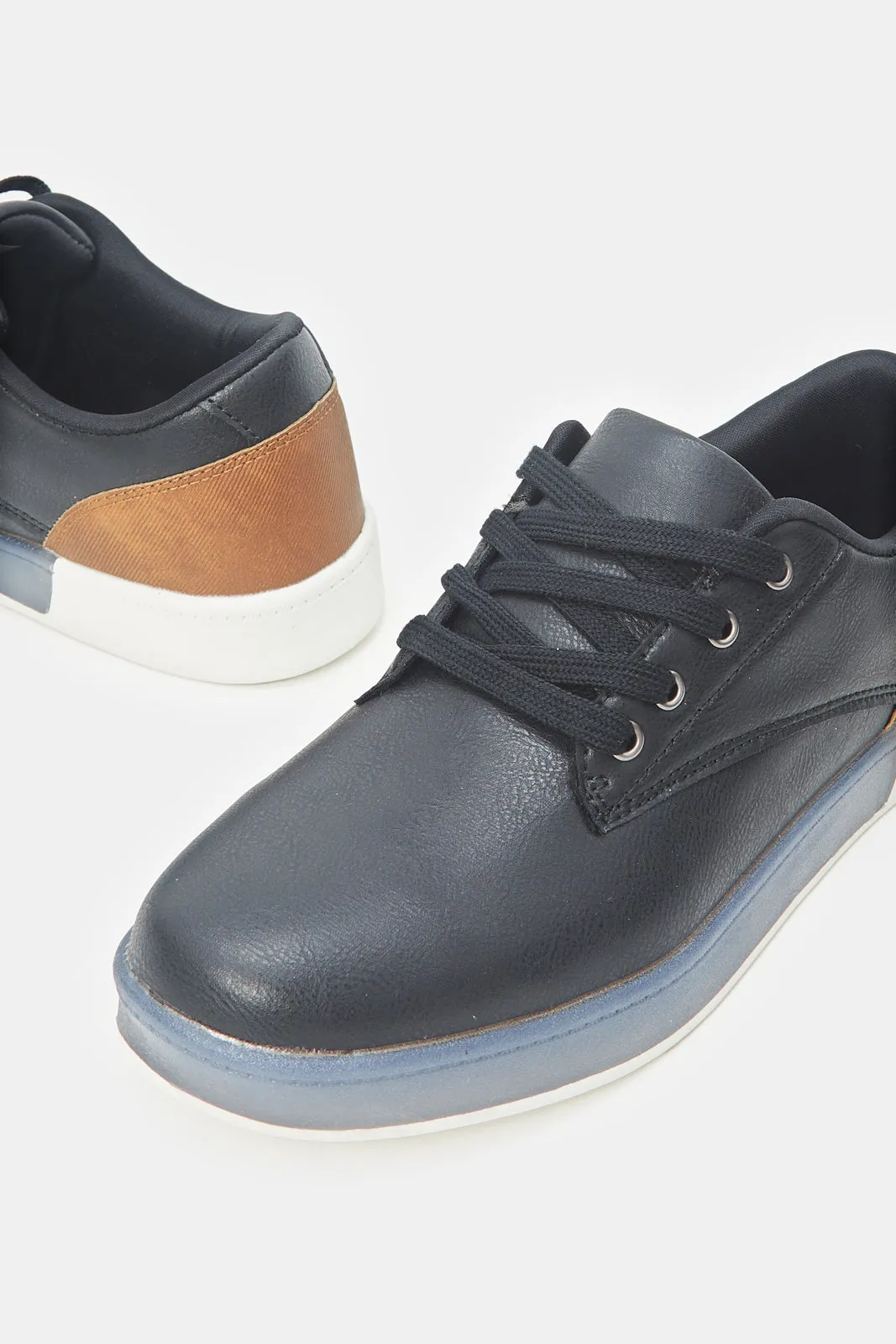 Herren schwarze einfache Sneakers
