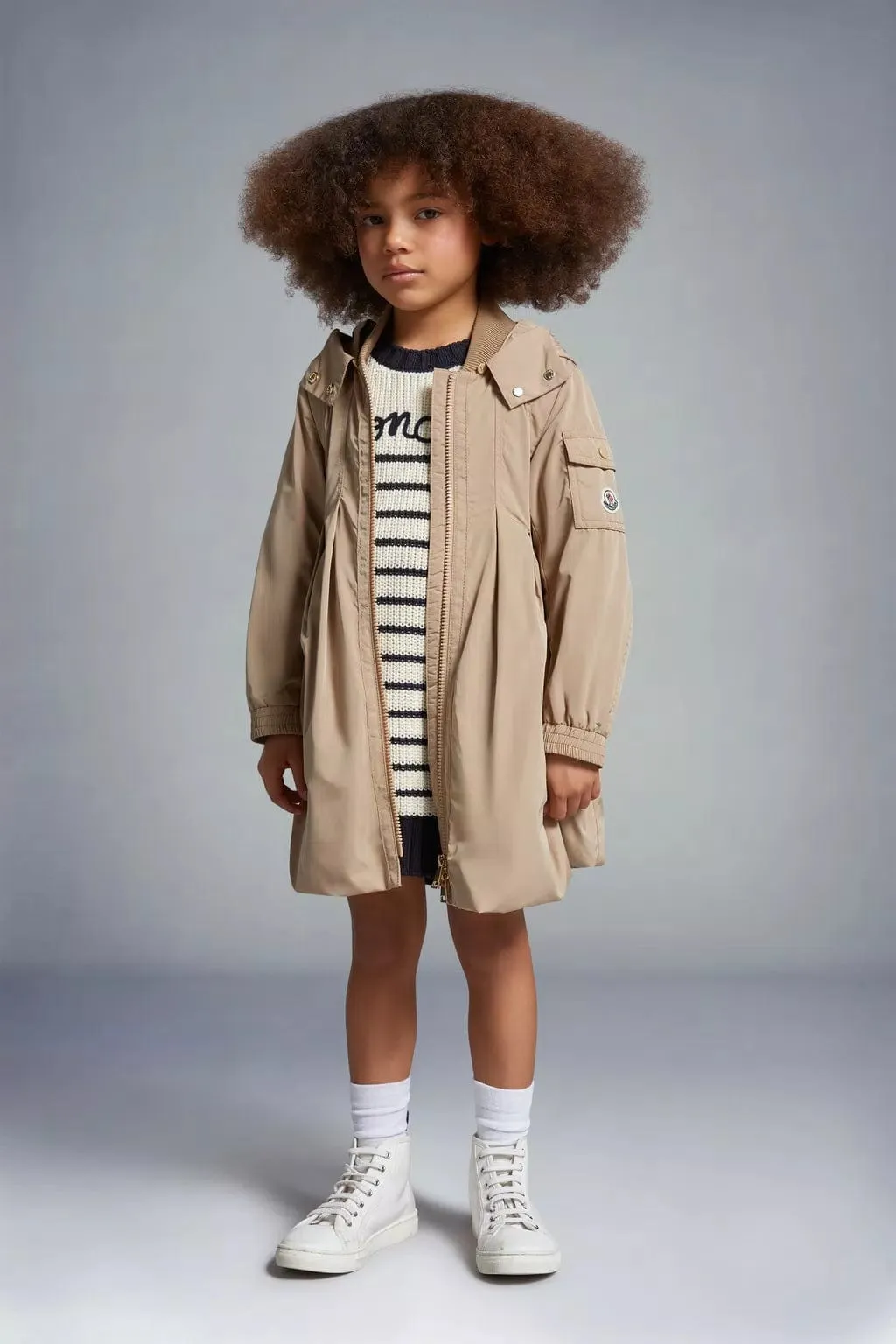 Moncler Enfant Mädchen Arild Langer Mantel in Beige