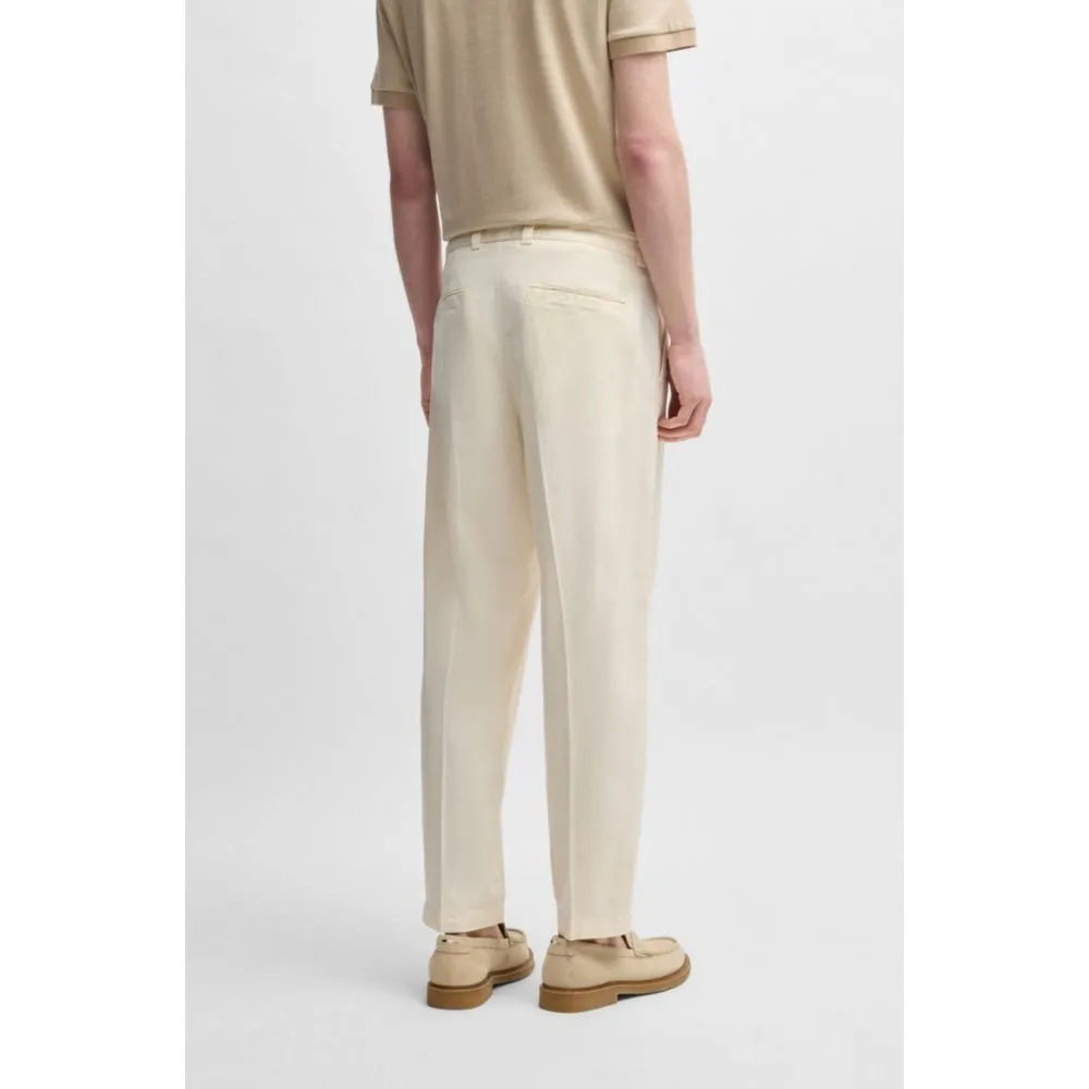 Verjüngte Hose in Stretch-Gabardine
