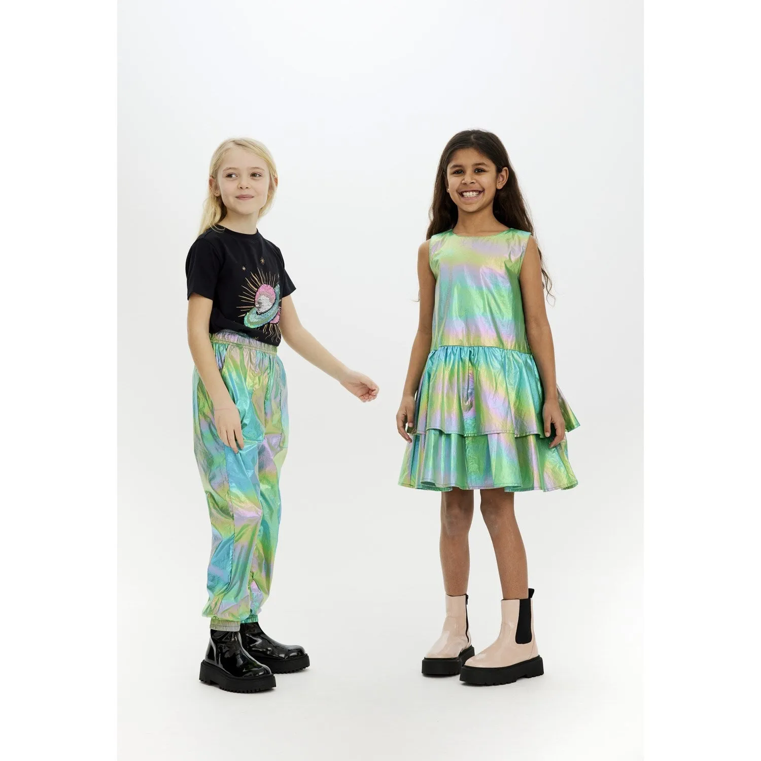 Die neuen mehrfarbigen Myra-Hosen für Babys und Kinder_The-New
