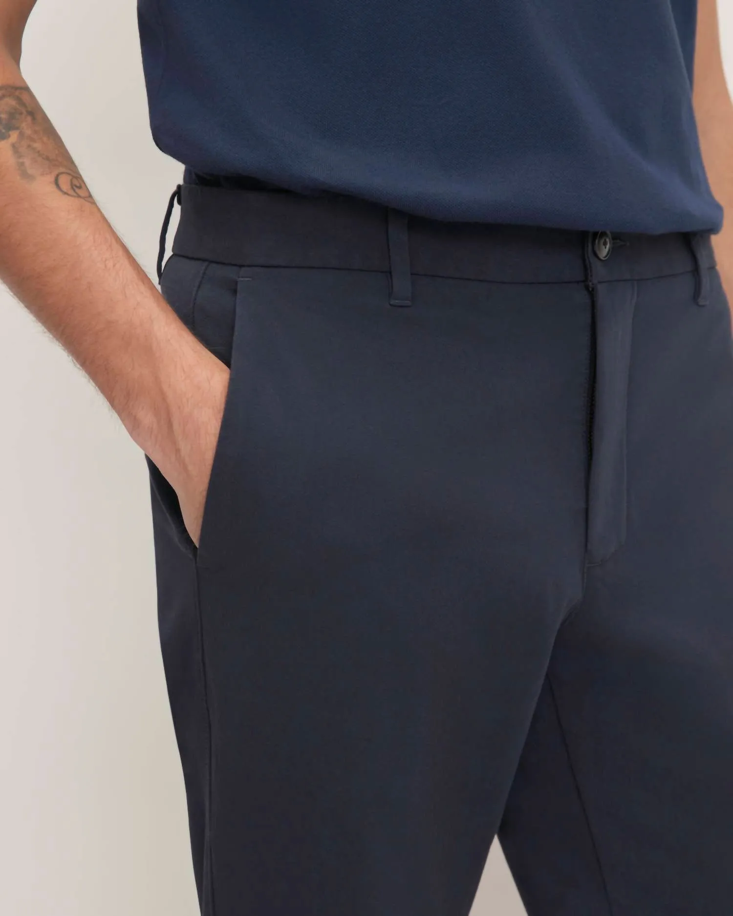 Die Performance Chino Hose In Marineblau