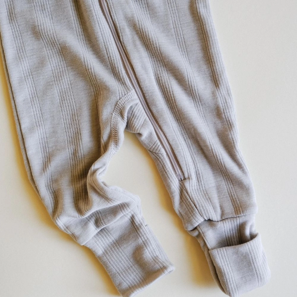 Tothemoon ☾ - Sleep suit - 2 in 1 Foot - With zipper - Wool & silk - Needle pattern - Dove