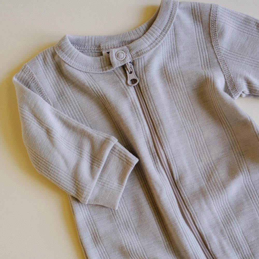 Tothemoon ☾ - Sleep suit - 2 in 1 Foot - With zipper - Wool & silk - Needle pattern - Dove
